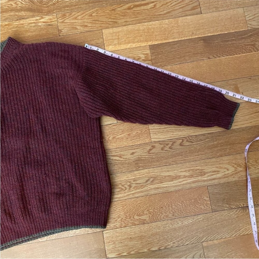🍷Vintage Woolrich Wool Henley Knit Burgundy Sweater🍷 - Picture 3 of 9